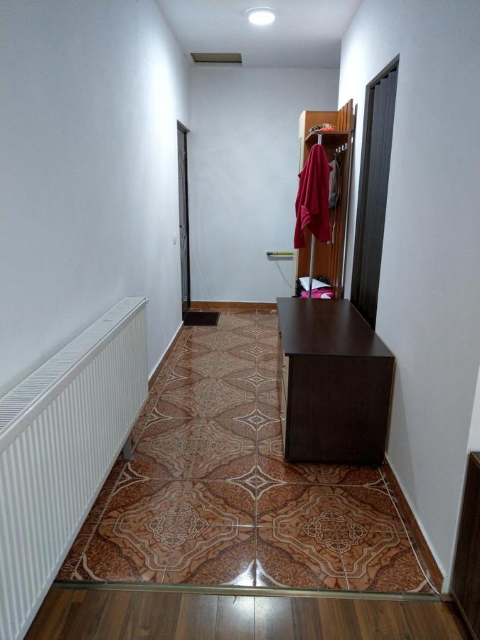 Apartament 5 Camere Cu Balcon Costinesti Plaja 5 Minute Nucilor 6 Luaran gambar