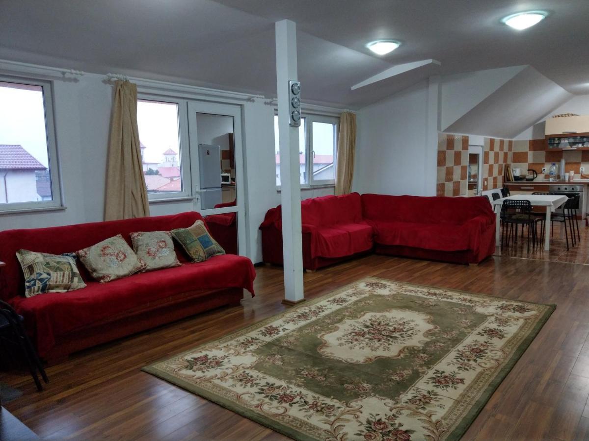 Apartament 5 Camere Cu Balcon Costinesti Plaja 5 Minute Nucilor 6 Luaran gambar