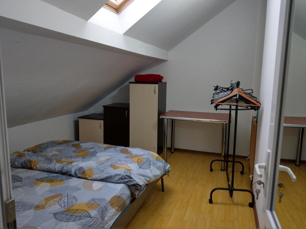 Apartament 5 Camere Cu Balcon Costinesti Plaja 5 Minute Nucilor 6 Luaran gambar